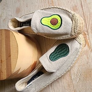 Adorable Jason Polan for Soludos Avocado Espadrilles sz. 6